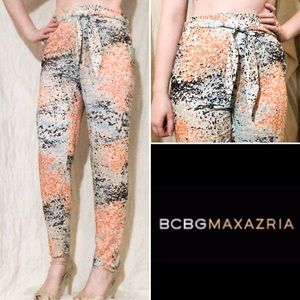 BCBGMAXAZRIA NWT Tie Front Floral Abstract Pants